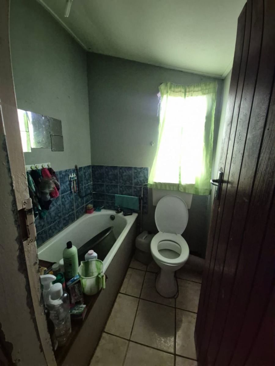 2 Bedroom Property for Sale in Bethelsdorp Eastern Cape